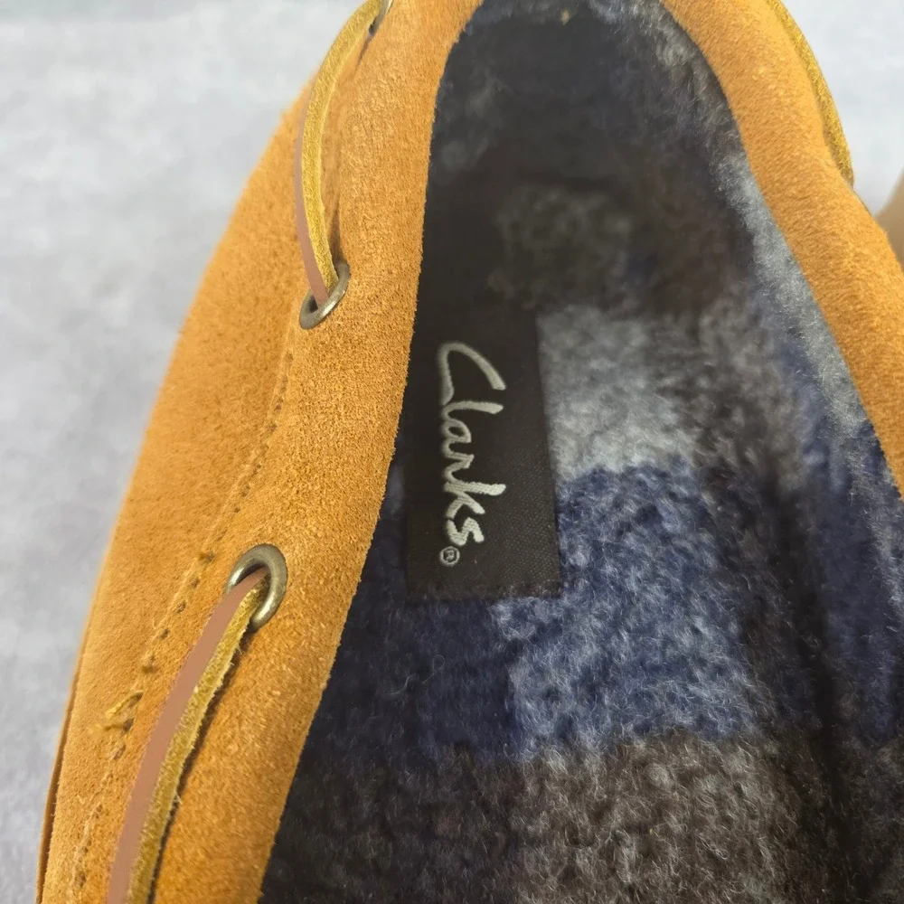 Clarks Bruno Mens Tan Suede Moccasin Slippers Plaid Lined 22SH-011 Size 10M